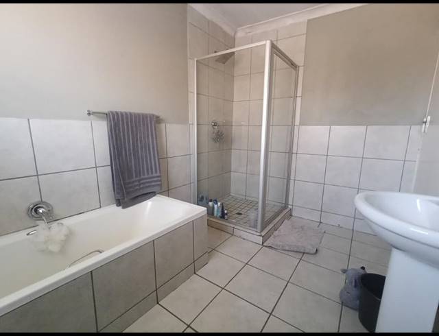 3 BEDROOM PROPERTY TO RENT IN STRUBENVALE